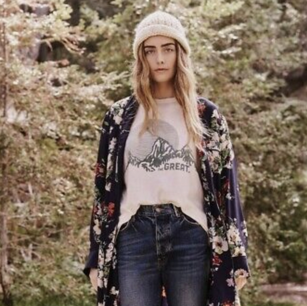 THE GREAT. White Graphic Tee